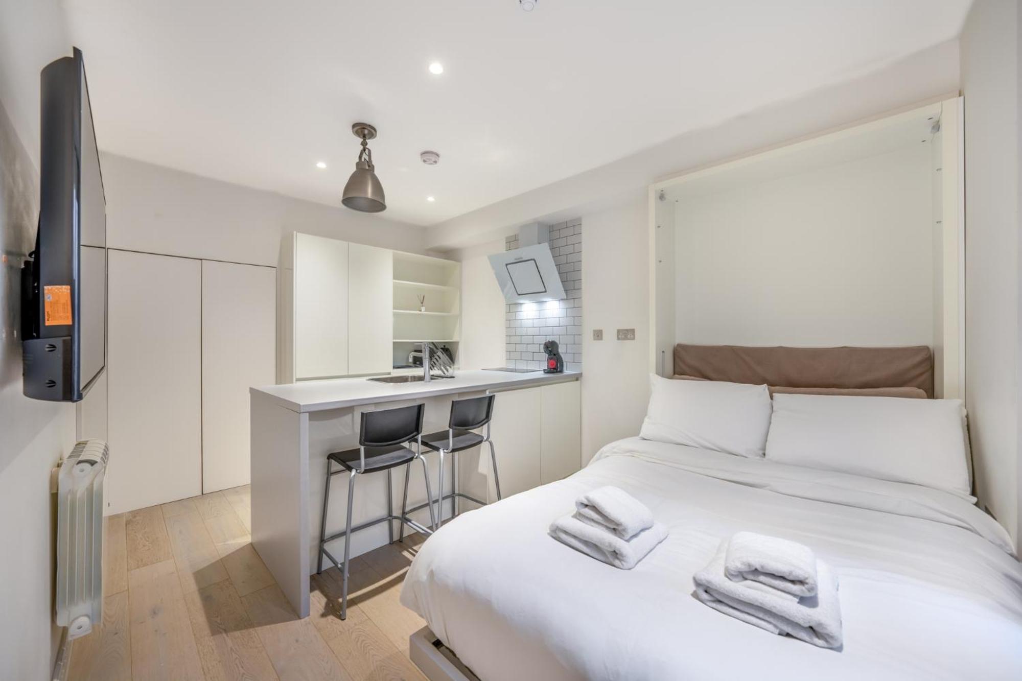 Beaufort Gardens Apartment London