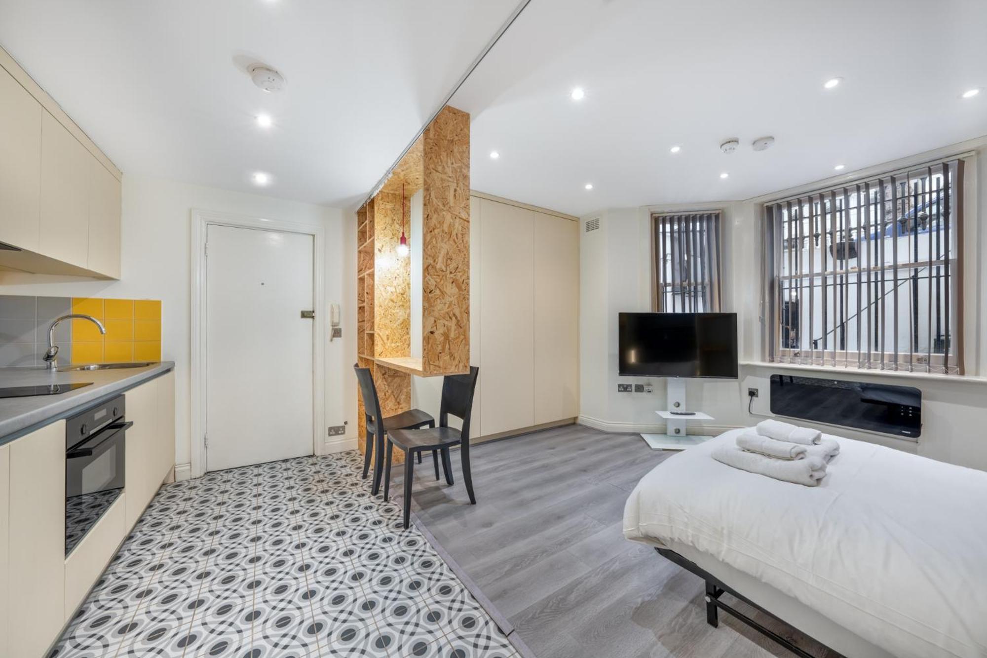 Beaufort Gardens Apartment *