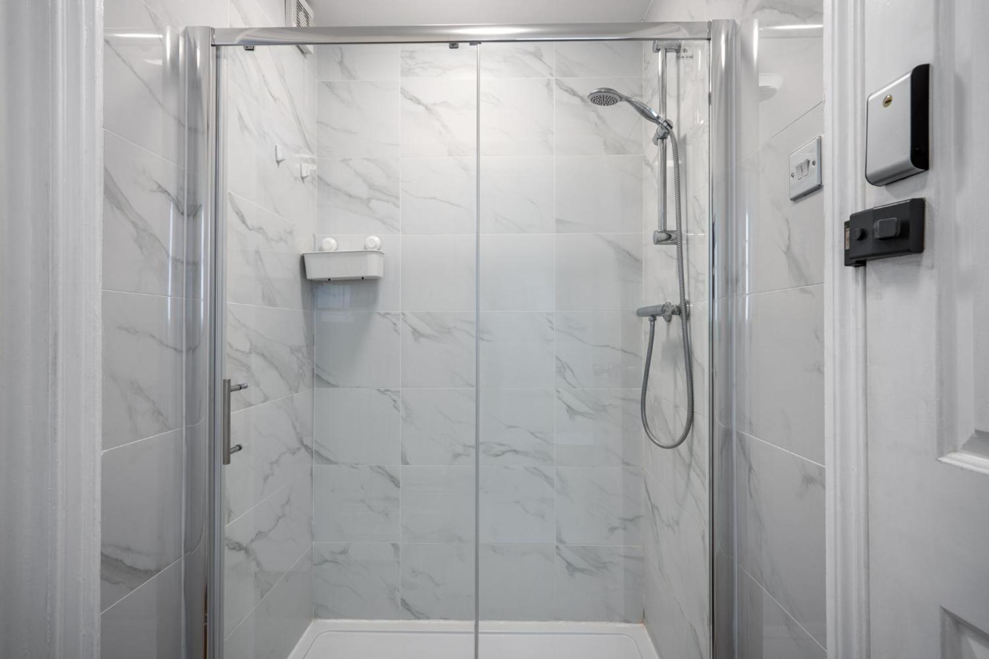 Beaufort Gardens Apartment London