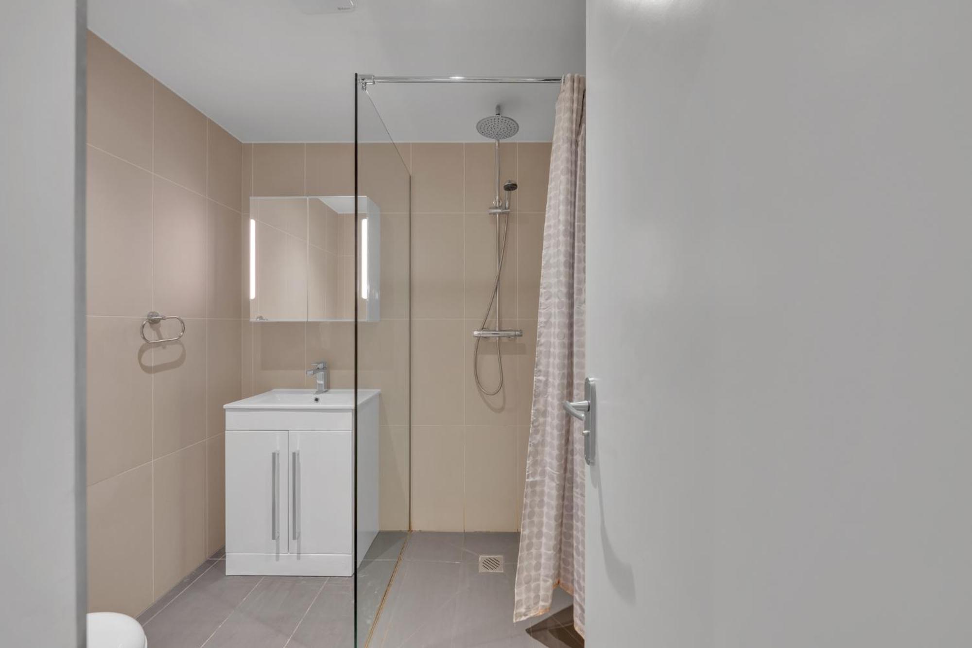 Beaufort Gardens Apartment London
