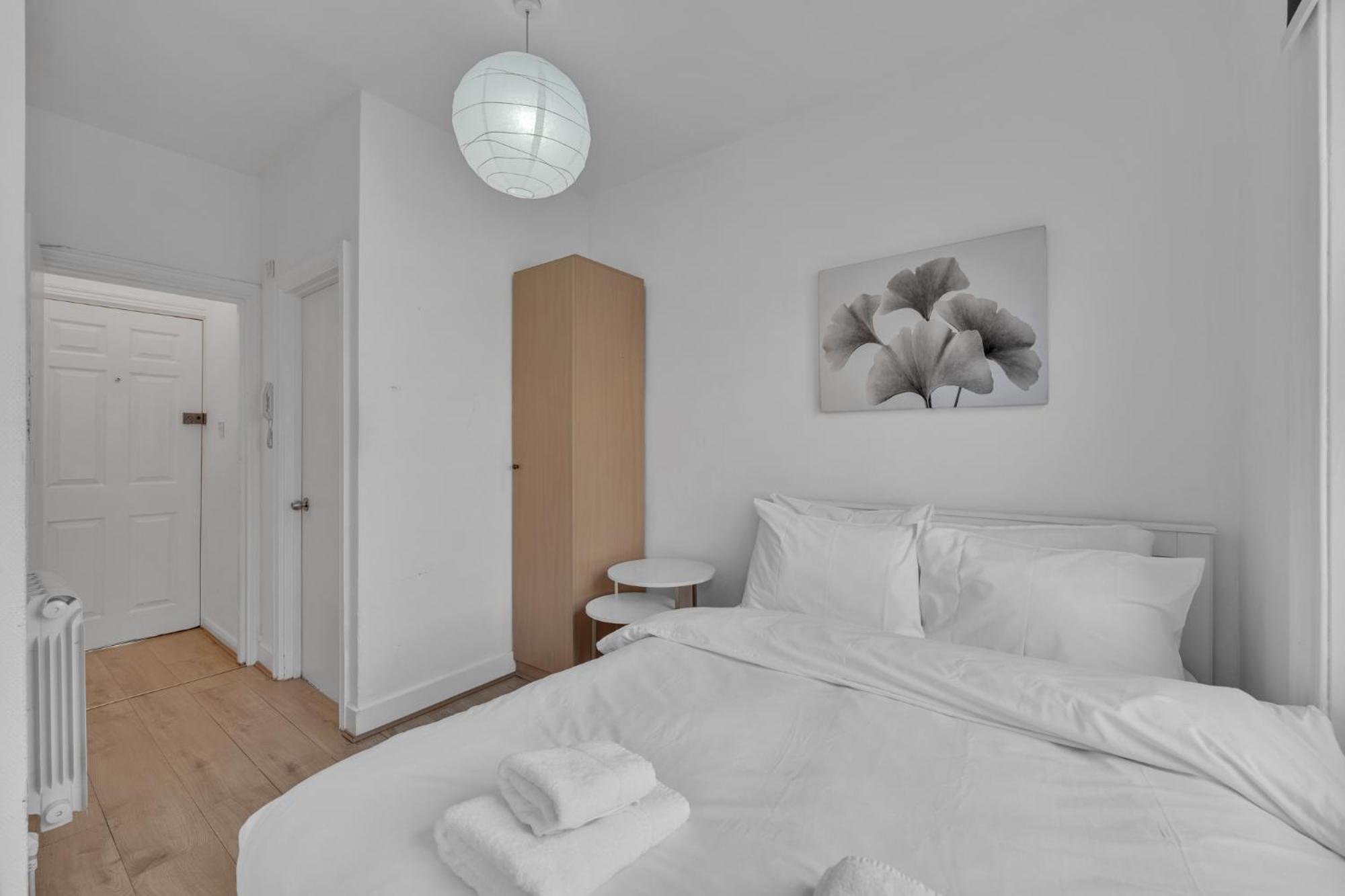 Beaufort Gardens Apartment *