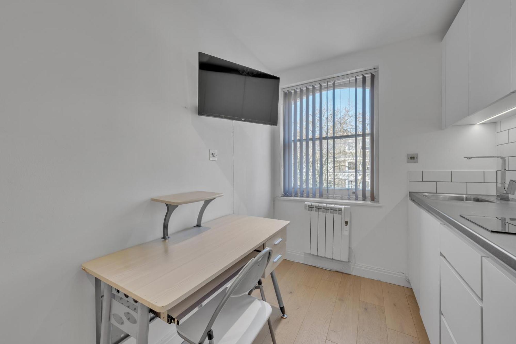 Beaufort Gardens Apartment London