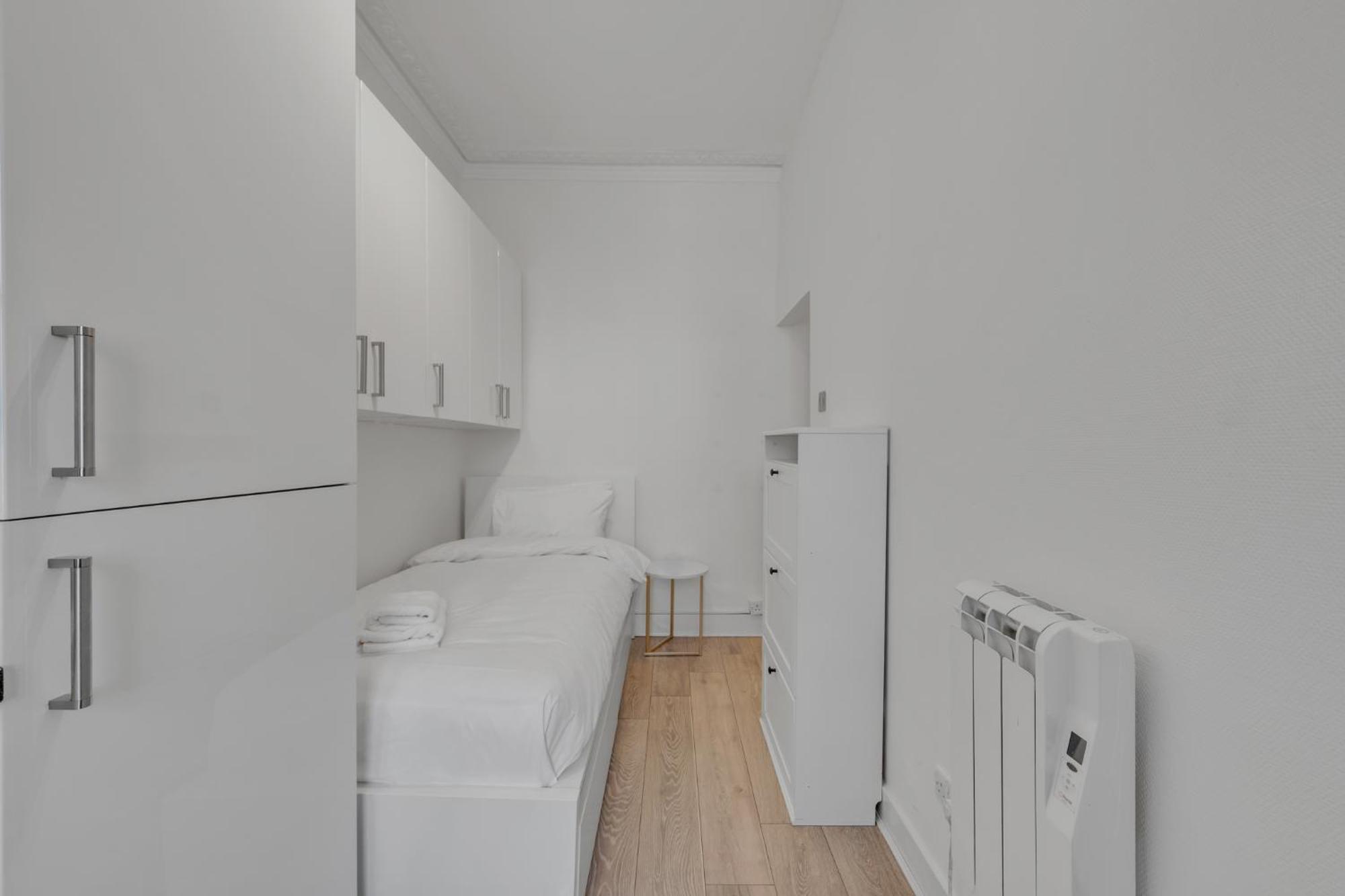 Beaufort Gardens Apartment *